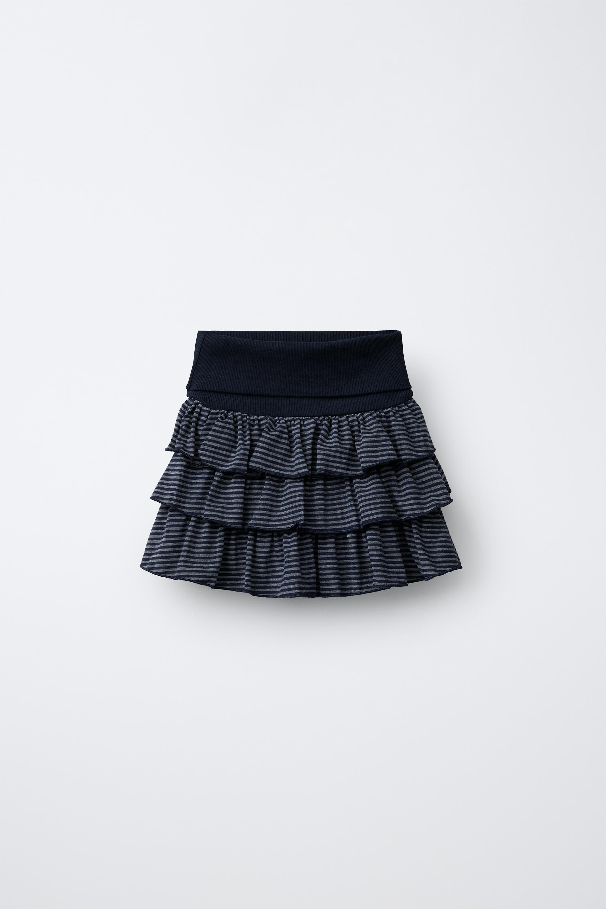 RUFFLED STRIPED SKORT